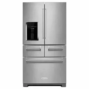 Técnico KitchenAid atendiendo refrigeradoras kitchenaid en Guayaquil